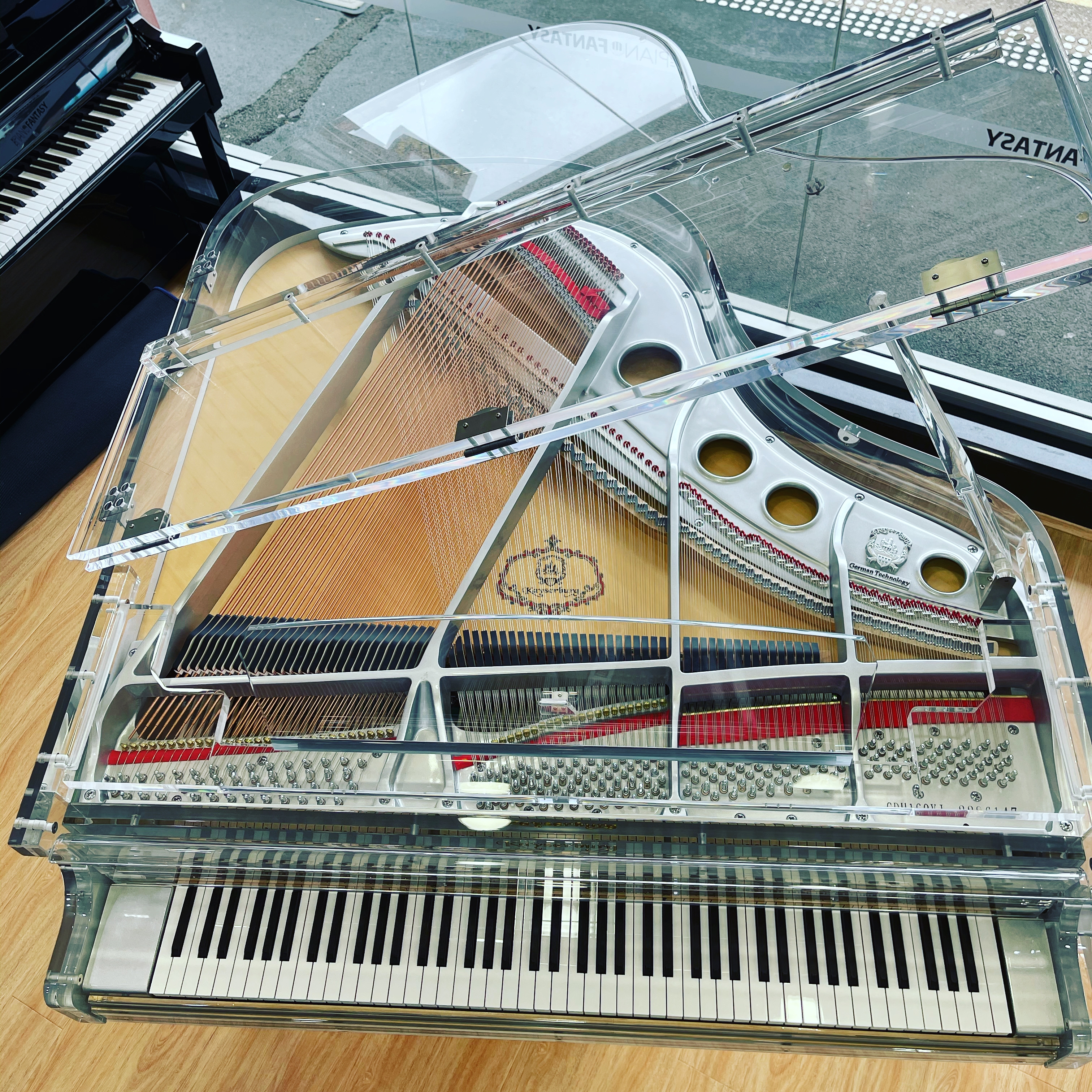 Kayserburg Crystal Grand Piano with Prodigy Self-Playing System 